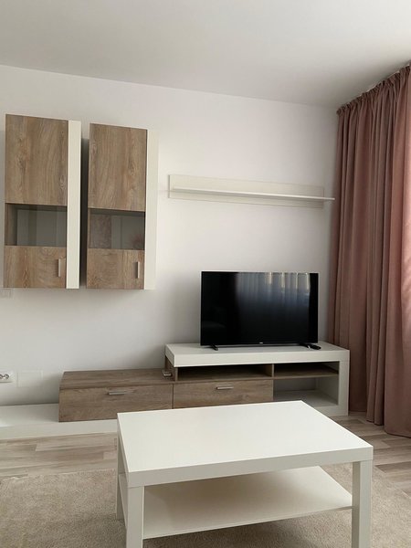 1 Mai, Piata Chibrit,