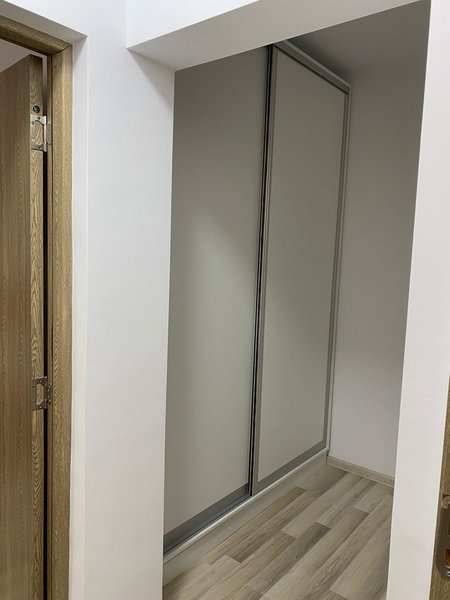 1 Mai, Piata Chibrit,